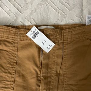 Trendy and viral Abercrombie cargo pants